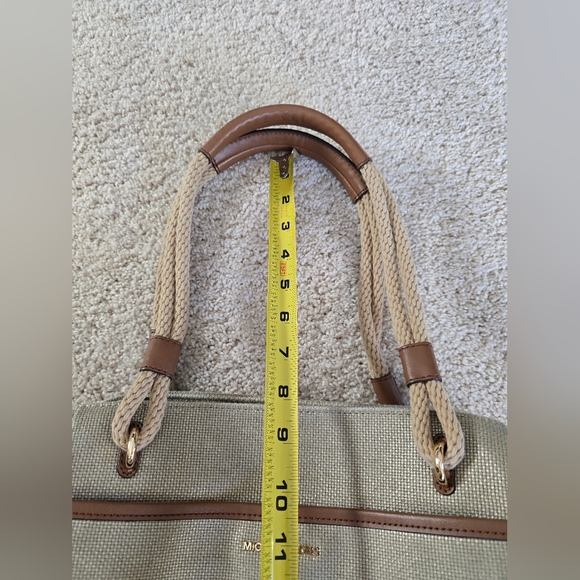Michael Kors Large Purse Beige With Slight Shimmer Rope Handle Canvas Handbag - Picture 11 of 16